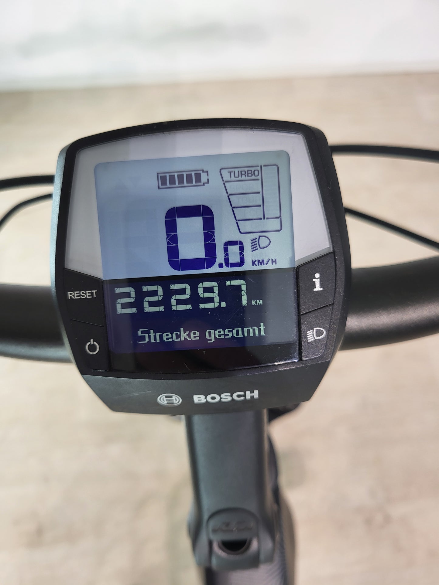 KTM Cento 11 Plus