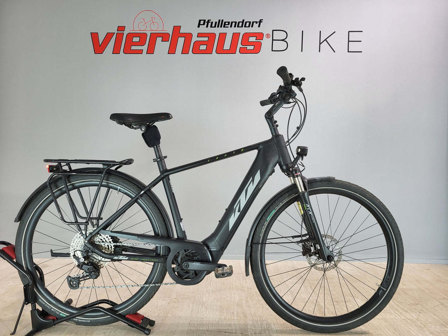 KTM Cento 11 Plus
