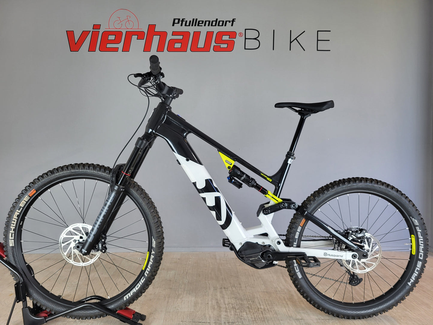 Husqvarna Hard Cross HC2