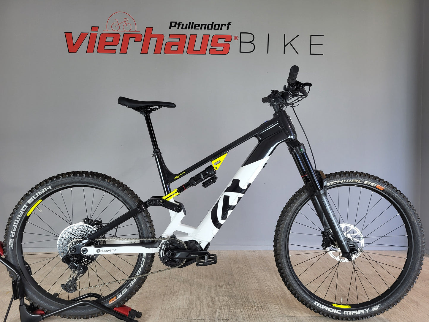 Husqvarna Hard Cross HC2