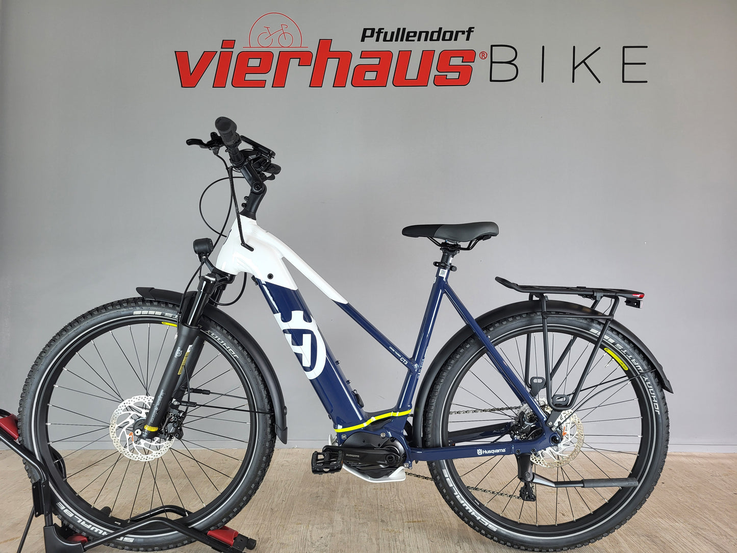 Husqvarna Cross Tourer CT3 | VH-B-1063