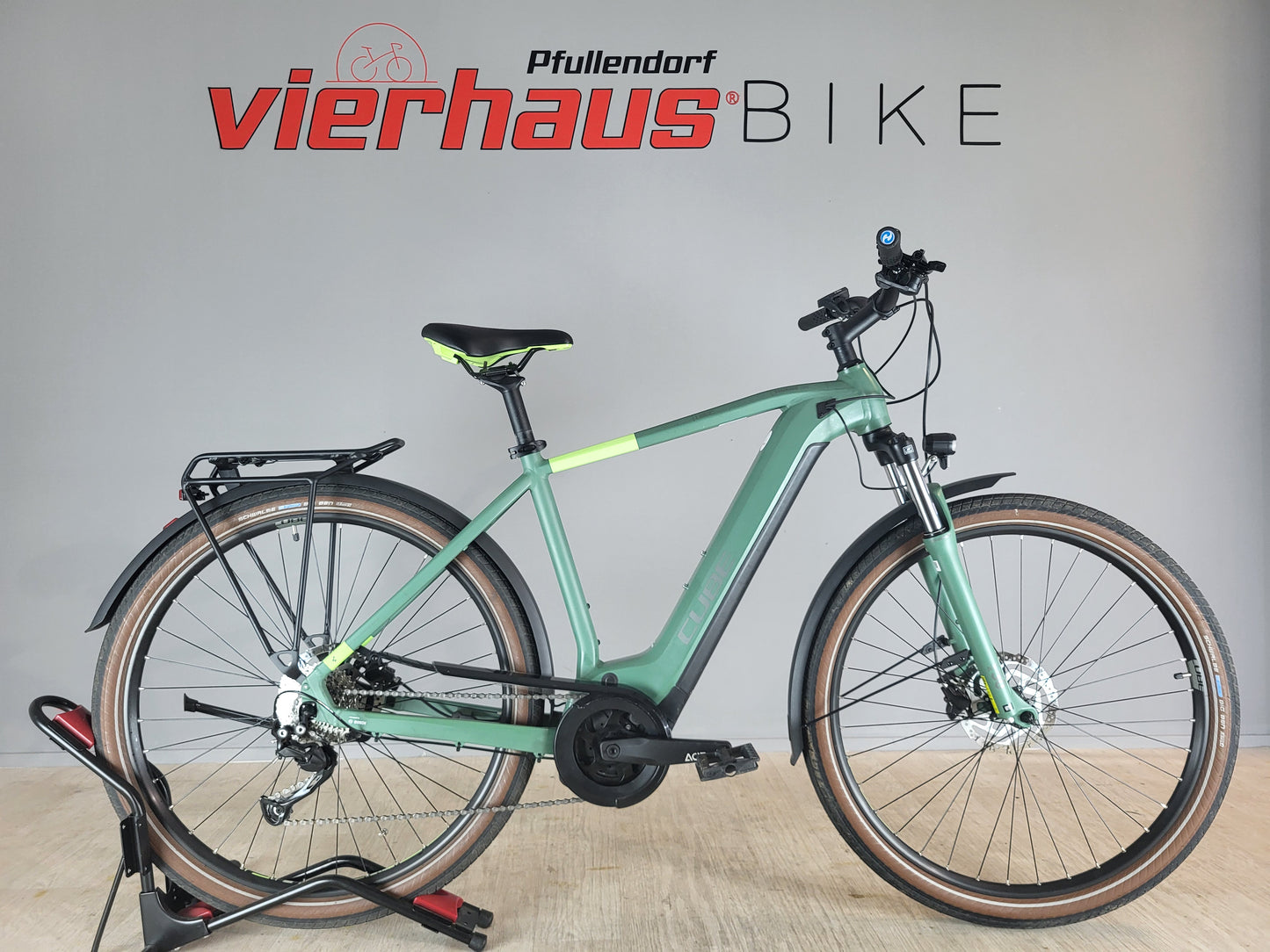 Cube Touring Hybrid One | VH-B-1138