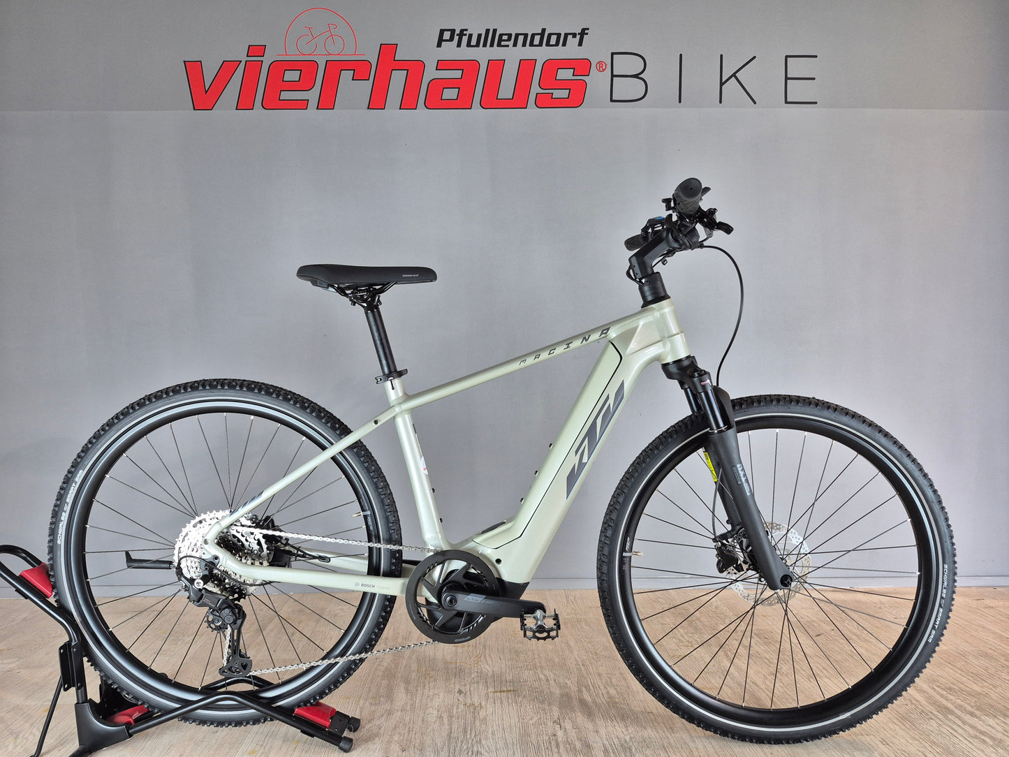 KTM Macina Cross 720 | VH-B-1202
