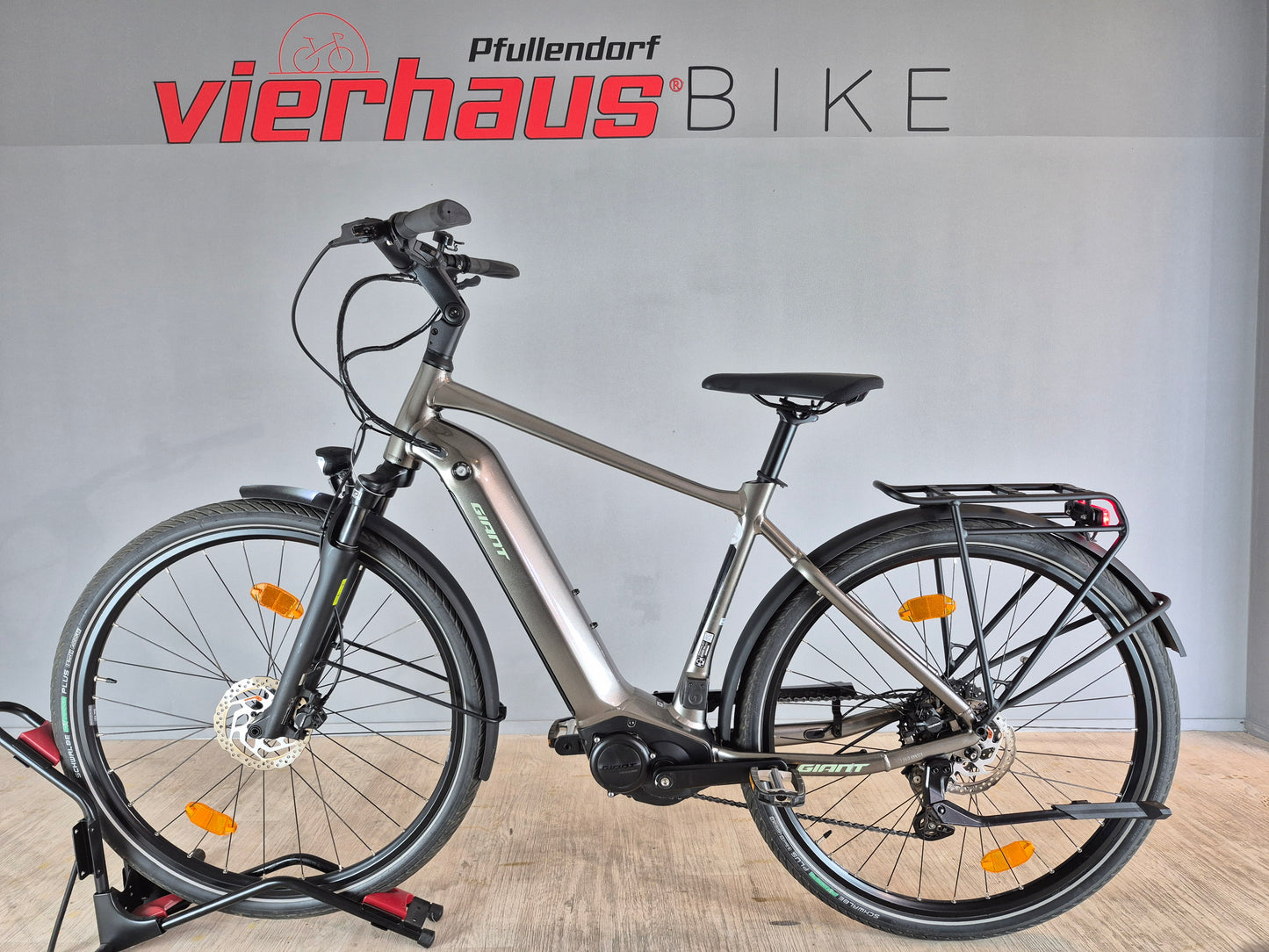 Giant DailyTour E+ 2 D GTS | VH-B-1187