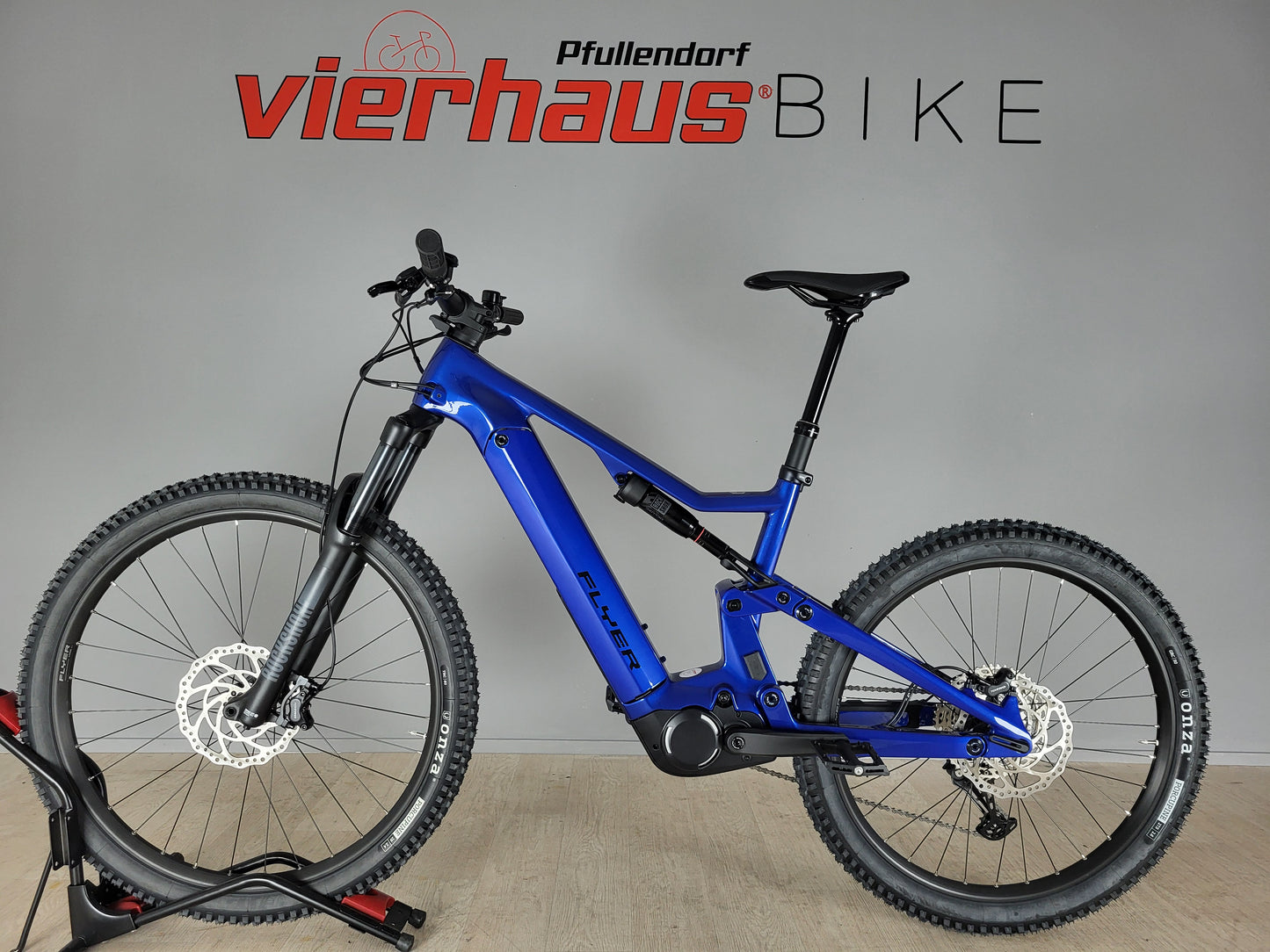 Flyer UPROC X 2.10 L/45 cm