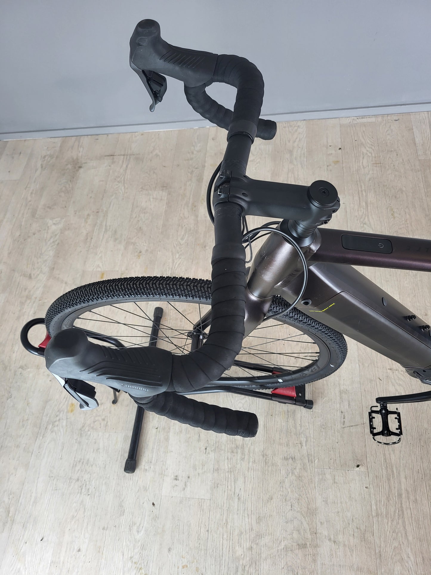 Giant Revolt E+