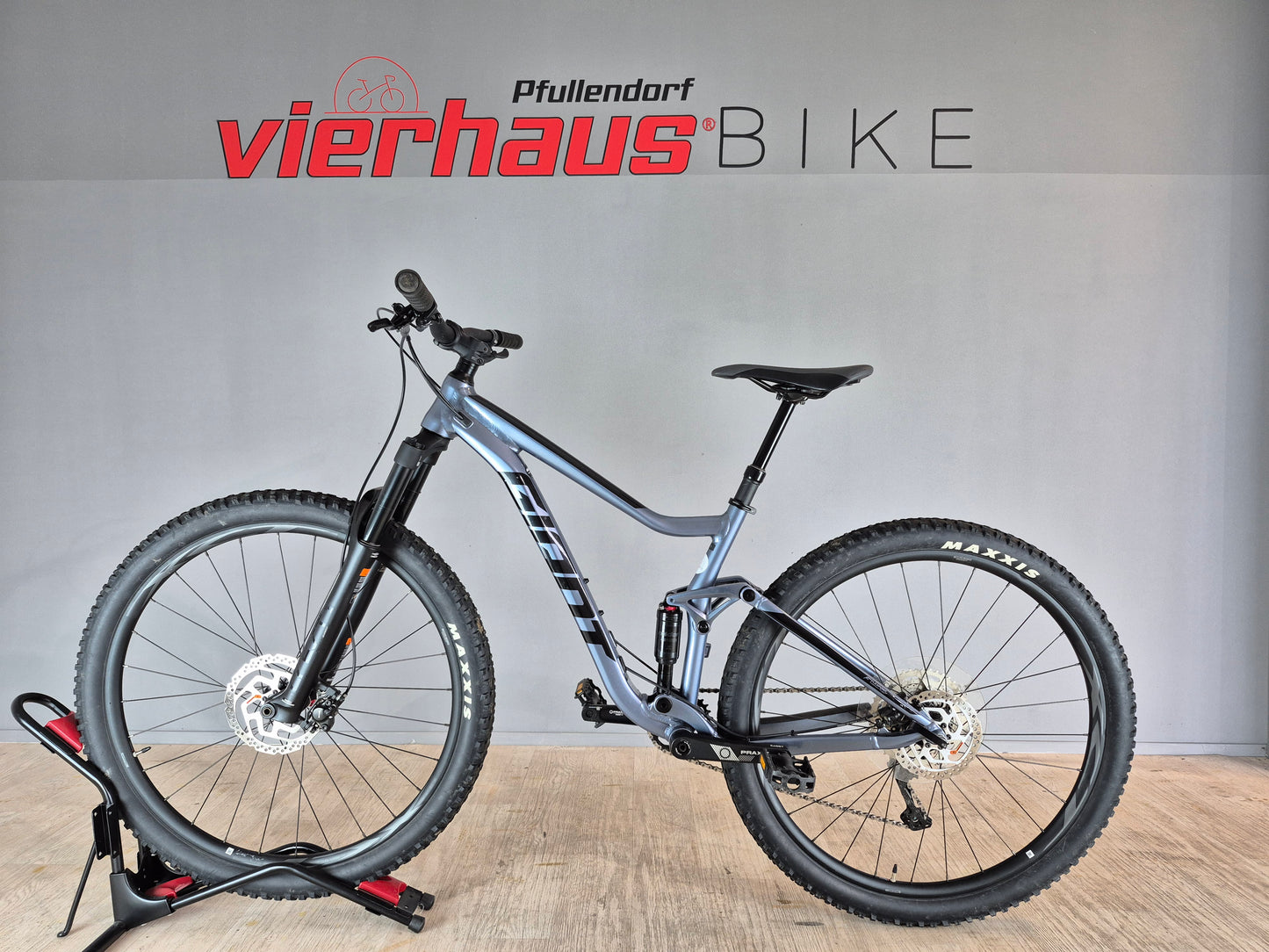 Giant Stance 2 | VH-B-410